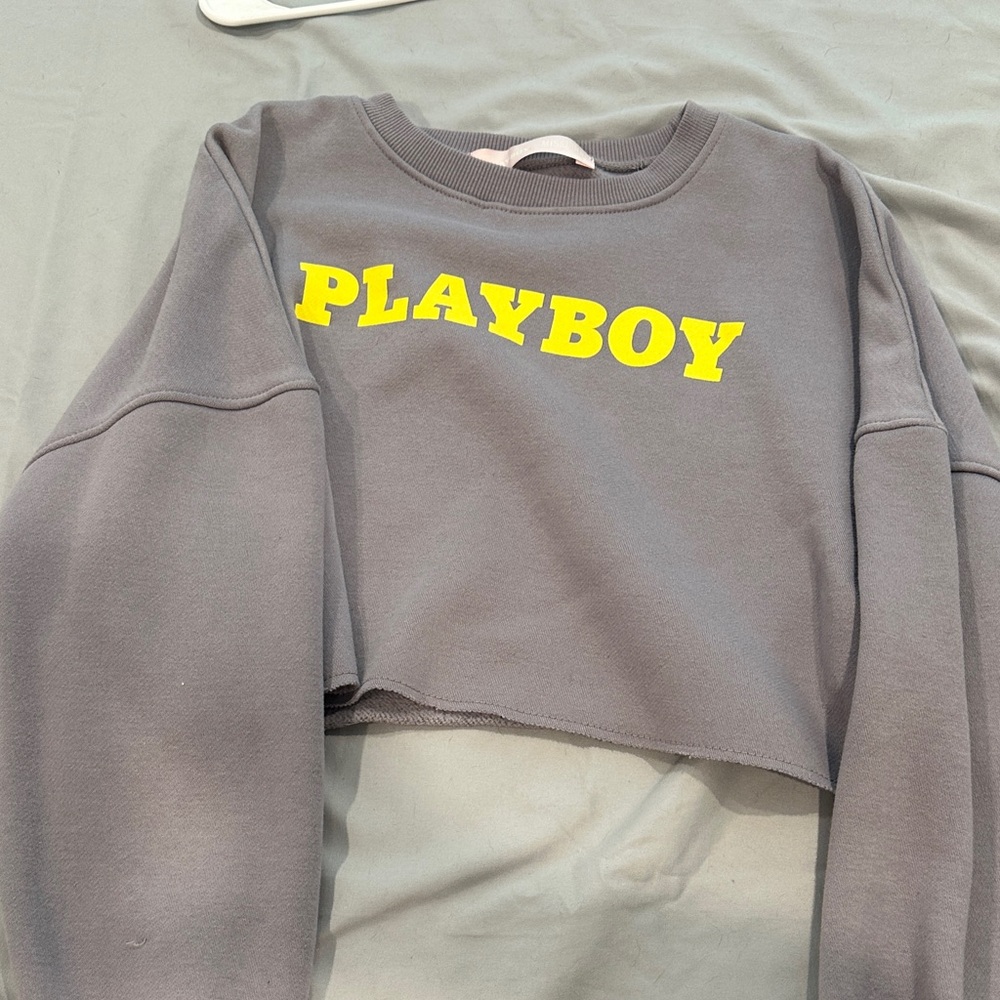 PLAYBOY Misguided Gray Sweatshirt with Yellow Logo